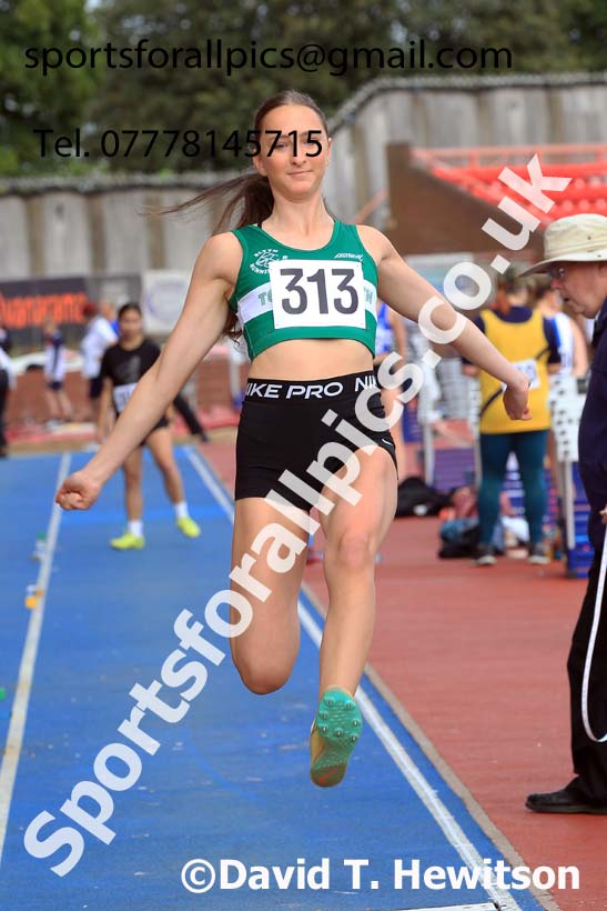 Long Jump, 2024 Gateshead Tartan Games.  Photo: David T. Hewitson/Sports for All Pics